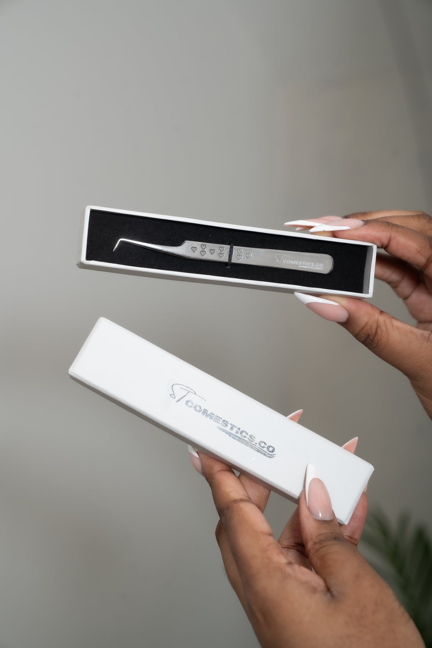 “MISS PERFECT” Tweezer